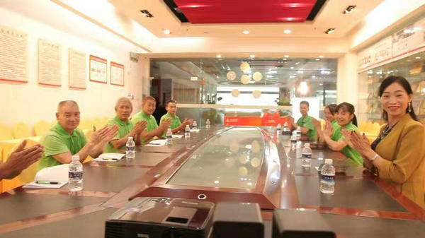 專(zhuān)業(yè)培訓(xùn)1